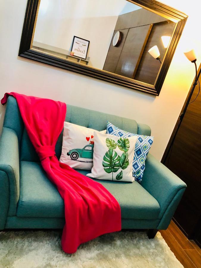 Air Residence 1Br With Balcony Free Netflix And Disney Plus Манила Екстериор снимка
