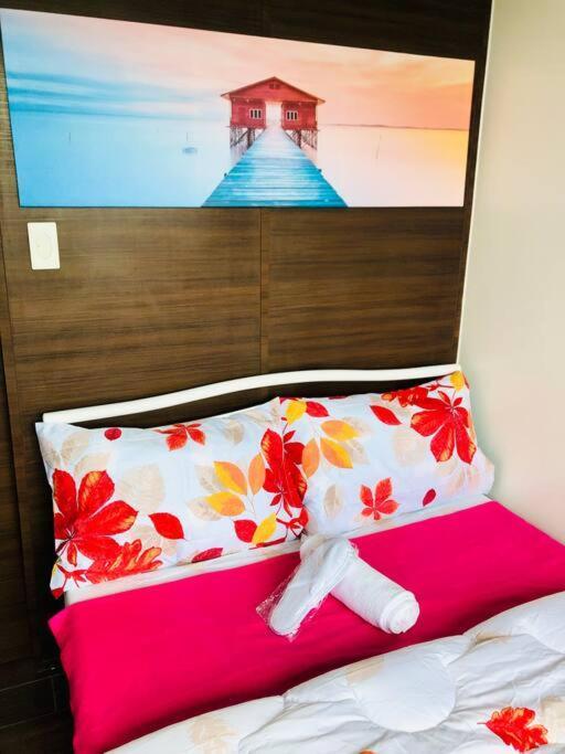 Air Residence 1Br With Balcony Free Netflix And Disney Plus Манила Екстериор снимка